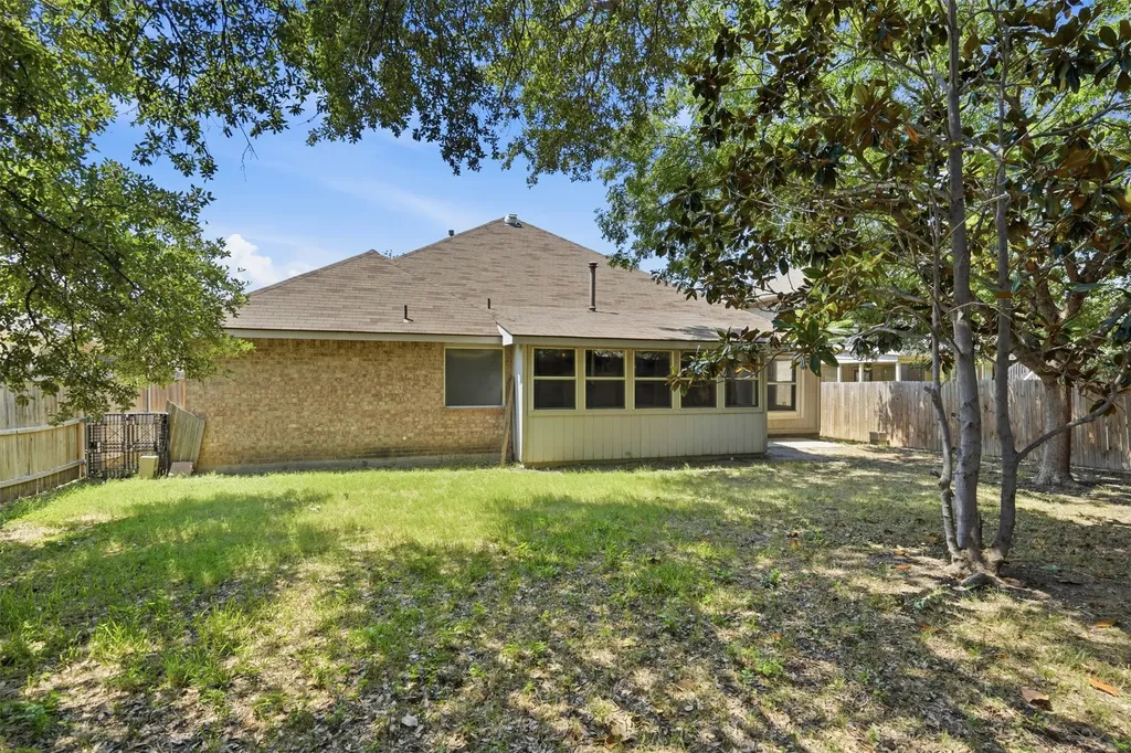 4013 Azalea Drive Haltom City TX 76137