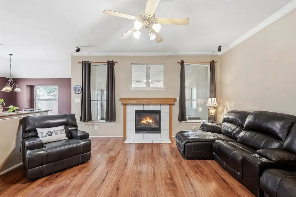 4013 Azalea Drive Haltom City TX 76137