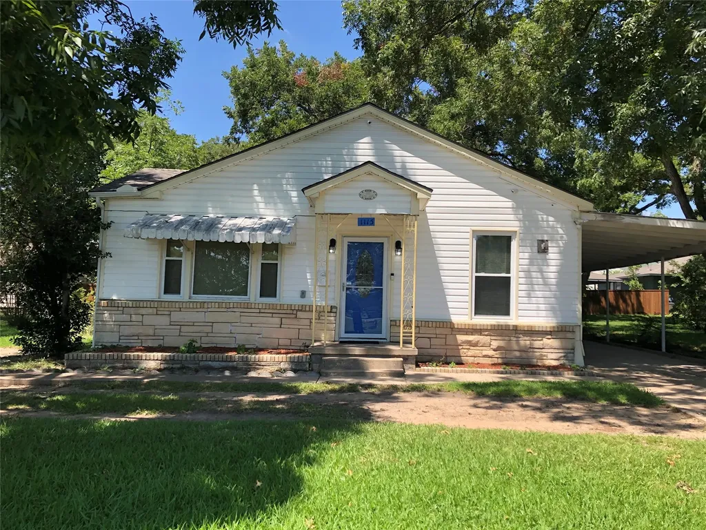 1115 W Lamar Street Sherman TX 75092