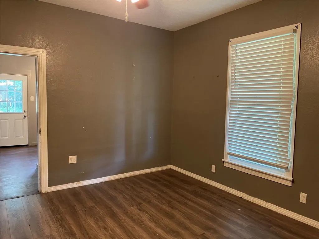 1115 W Lamar Street Sherman TX 75092