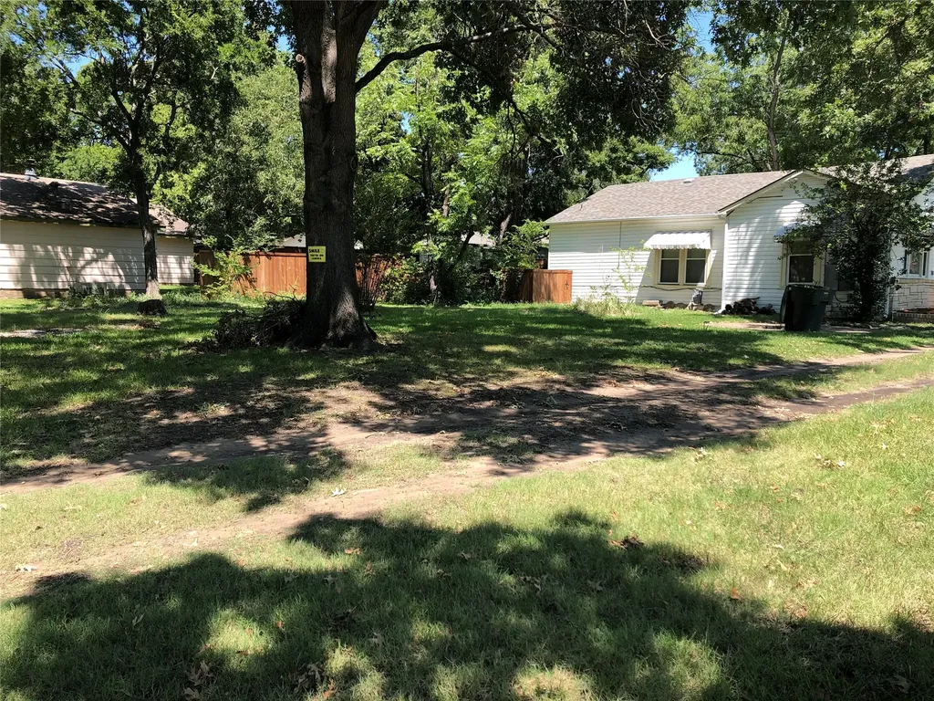 1115 W Lamar Street Sherman TX 75092