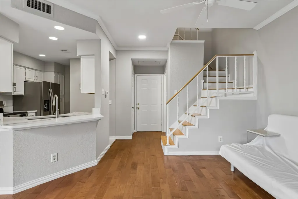 5325 Bent Tree Forest Drive Dallas TX 75248