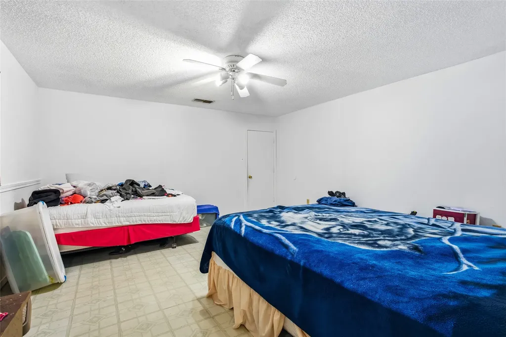 1721 Overbrook Drive Arlington TX 76014