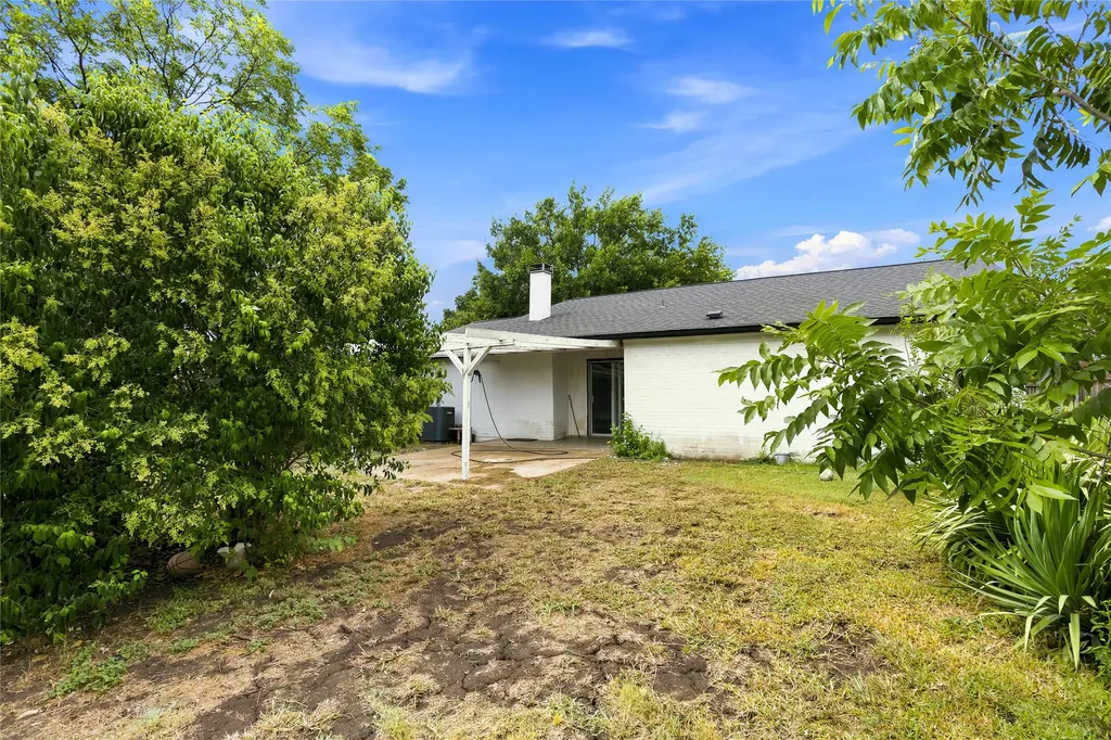 1721 Overbrook Drive Arlington TX 76014