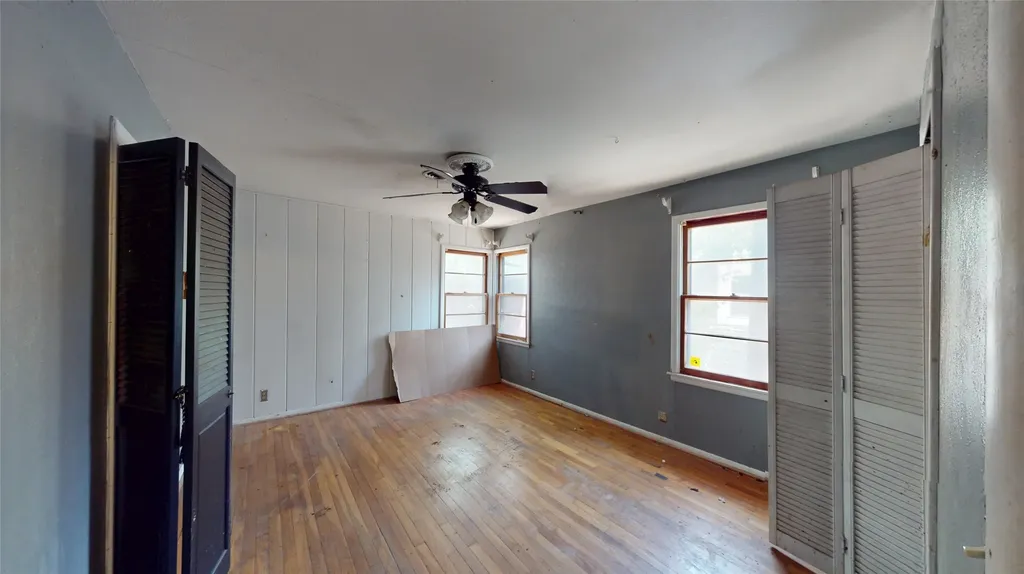2325 Yeager Street Fort Worth TX 76112