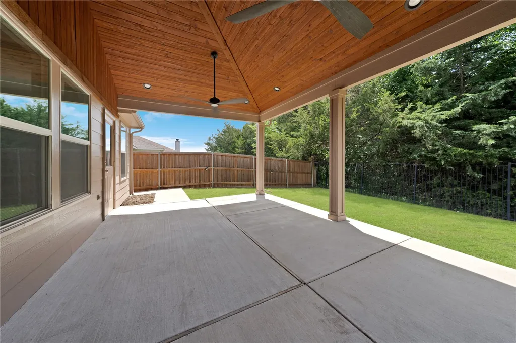 111 Tanglewood Drive Fate TX 75189