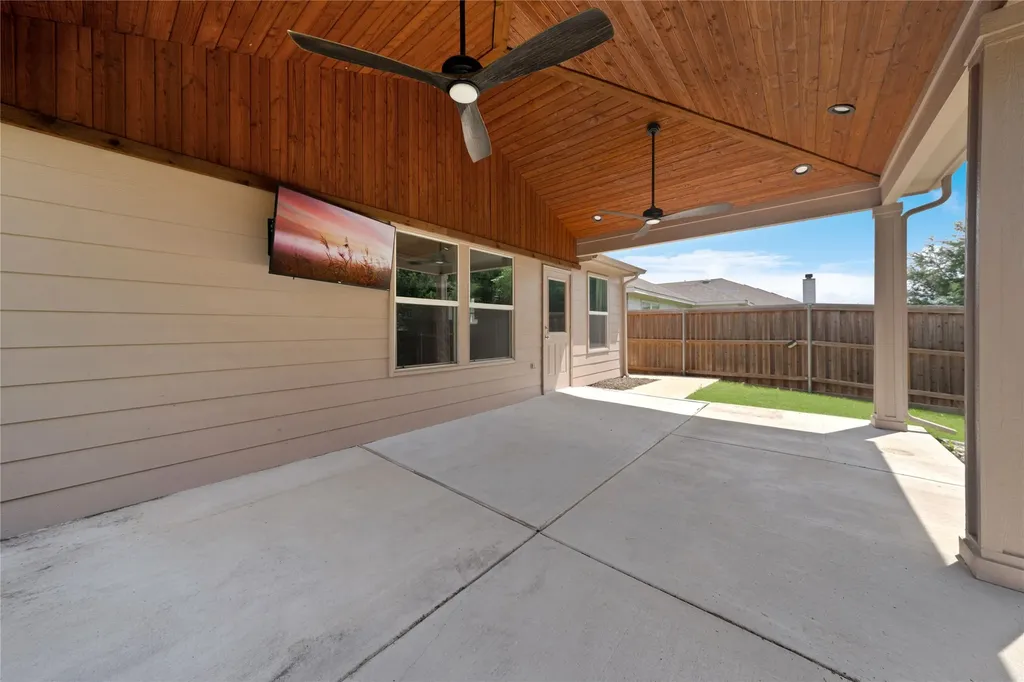 111 Tanglewood Drive Fate TX 75189