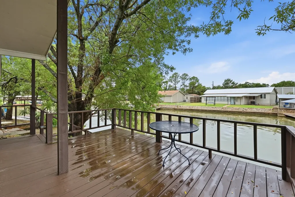 4417 Wildwood Circle Granbury TX 76049