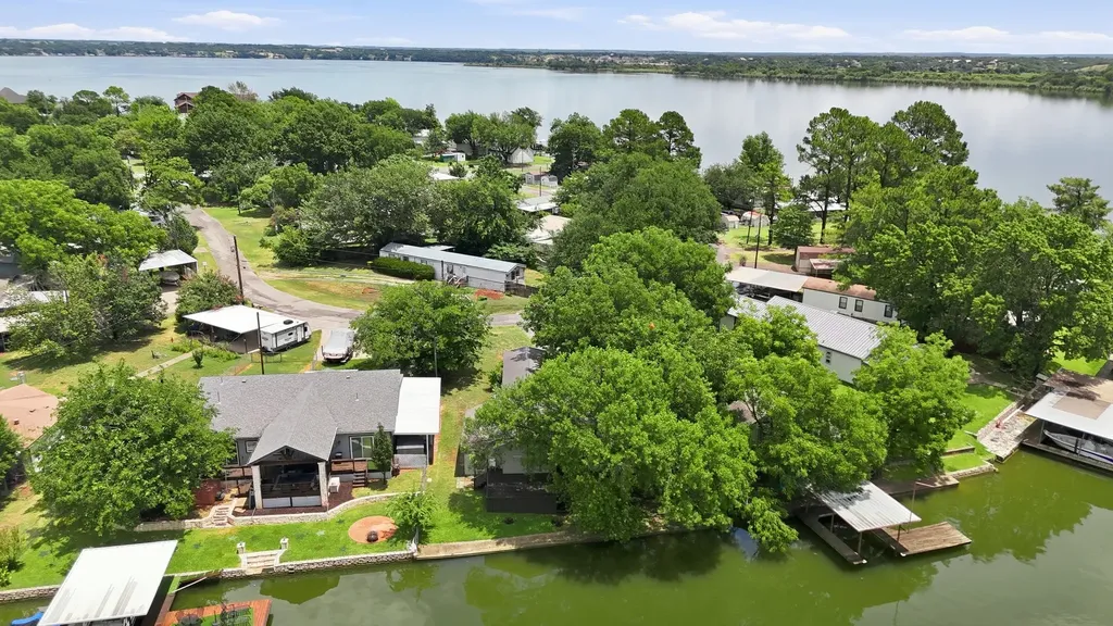 4417 Wildwood Circle Granbury TX 76049