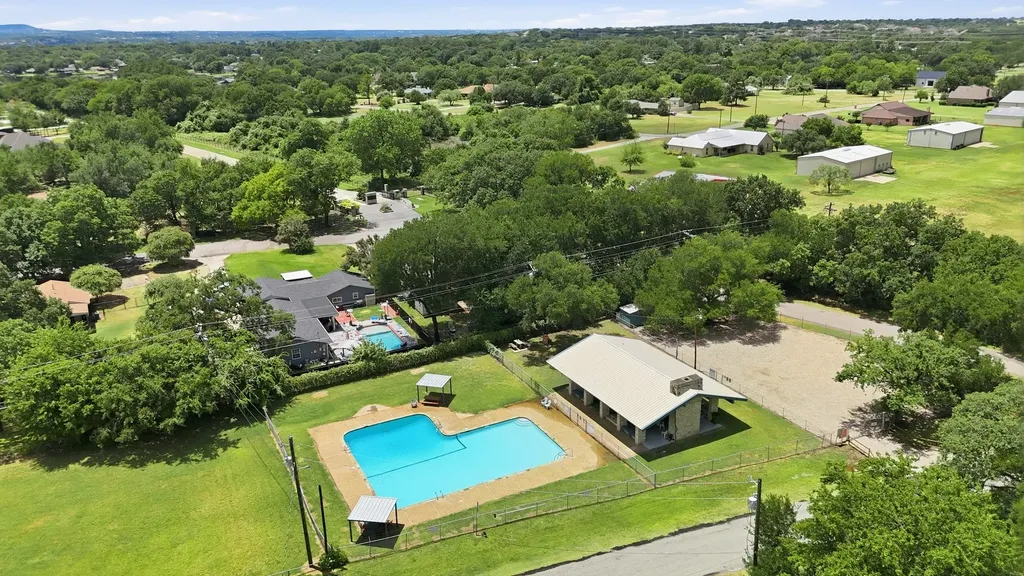 4417 Wildwood Circle Granbury TX 76049