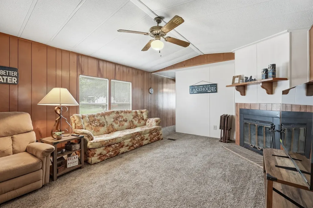 4417 Wildwood Circle Granbury TX 76049