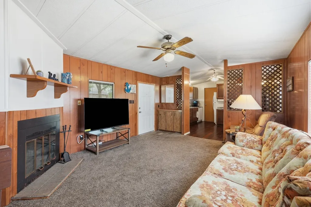4417 Wildwood Circle Granbury TX 76049