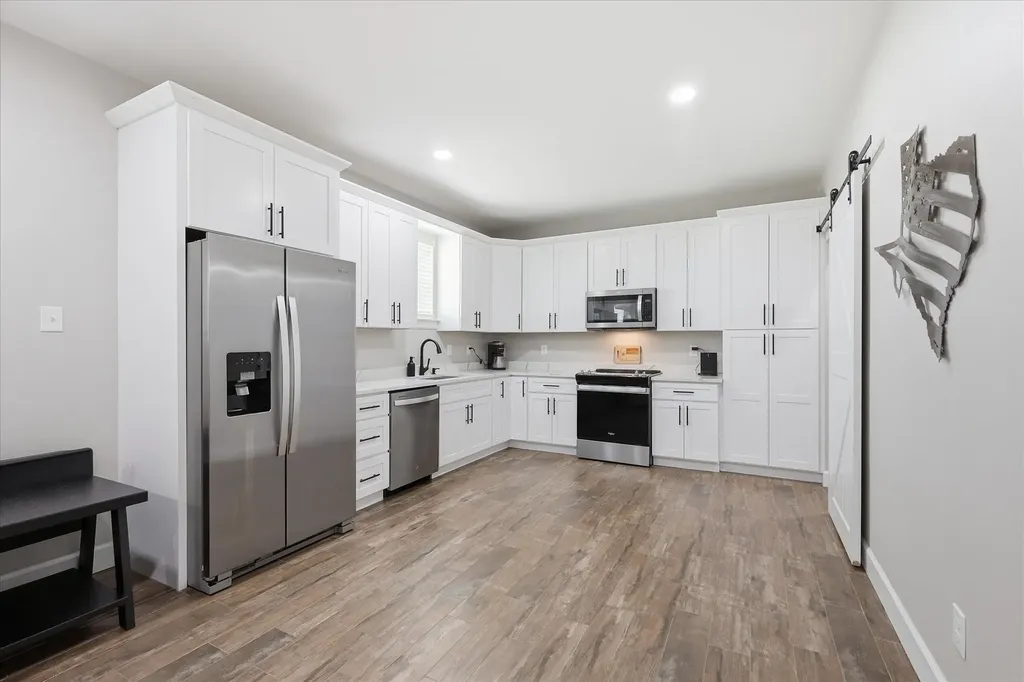 10061 Fm 66 Grandview TX 76050