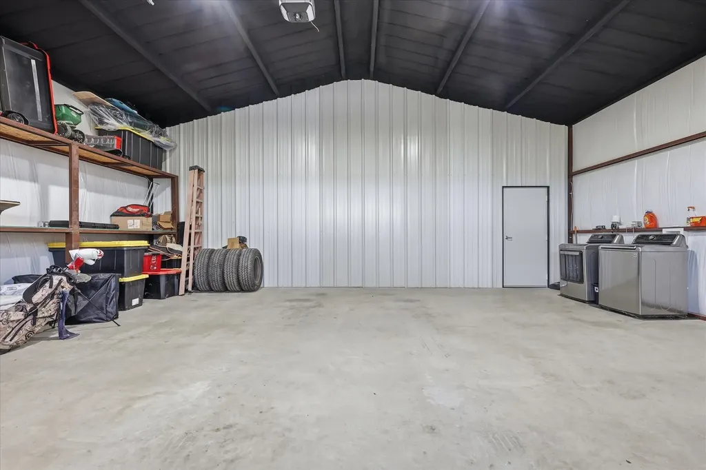 10061 Fm 66 Grandview TX 76050