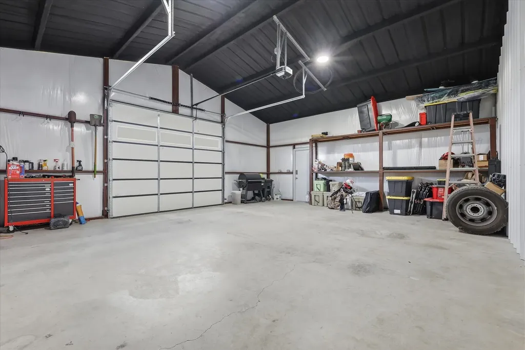 10061 Fm 66 Grandview TX 76050