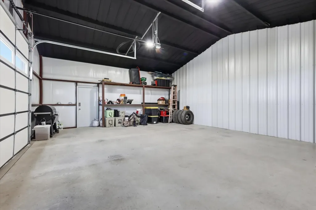 10061 Fm 66 Grandview TX 76050
