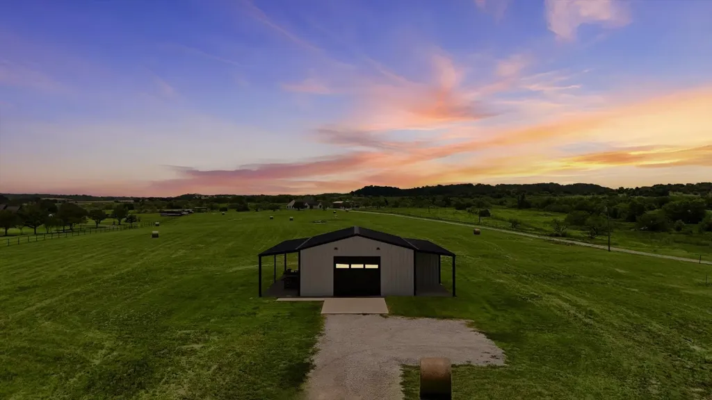 10061 Fm 66 Grandview TX 76050