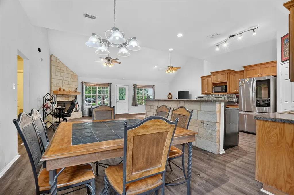 1654 Ranger Highway Weatherford TX 76088