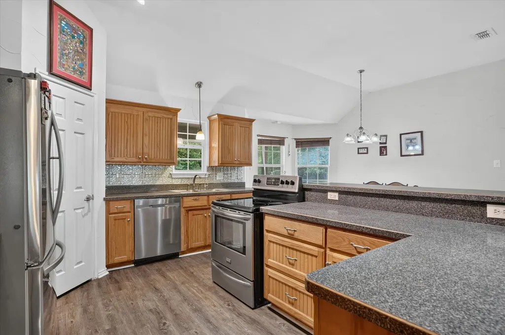 1654 Ranger Highway Weatherford TX 76088