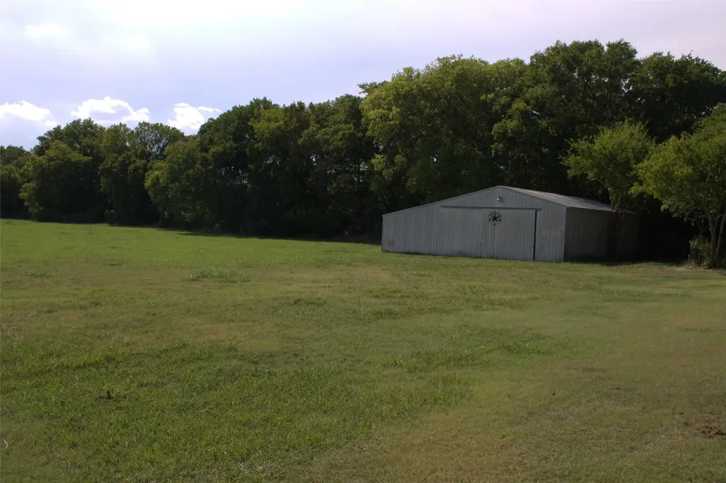 2300 W Main Street Lancaster TX 75146