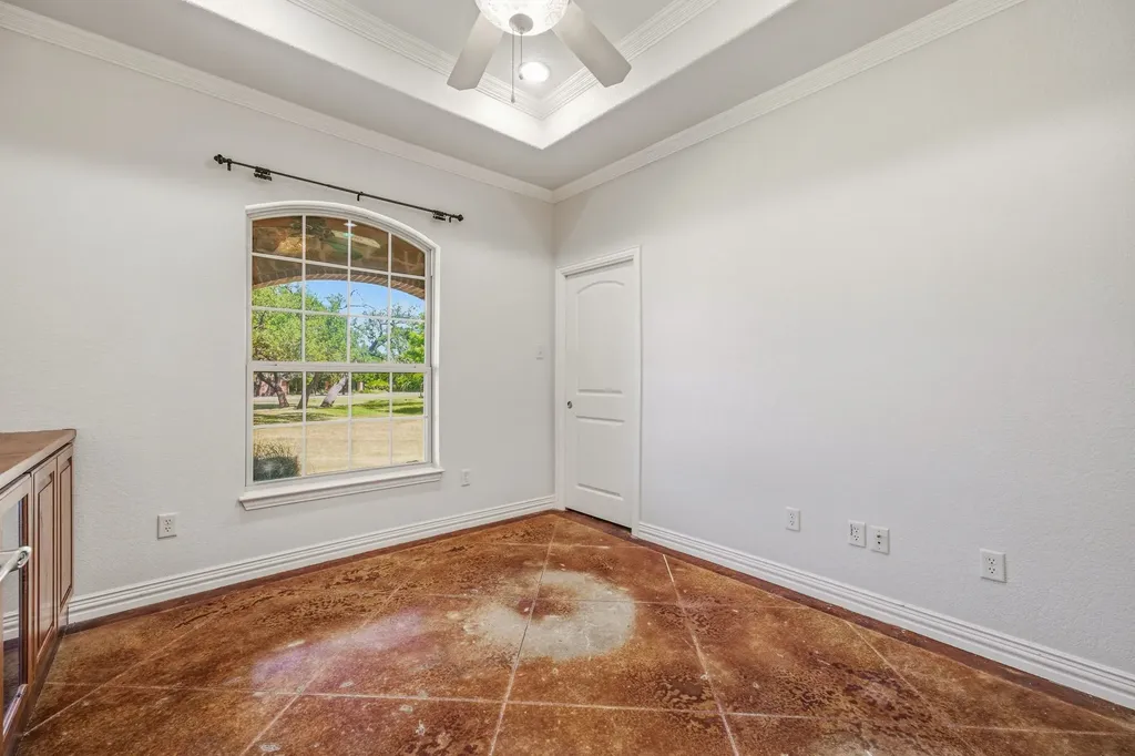910 Mallard Pointe Drive Granbury TX 76049