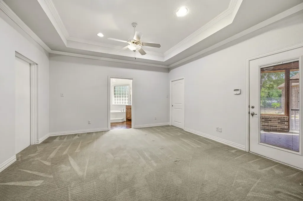 910 Mallard Pointe Drive Granbury TX 76049