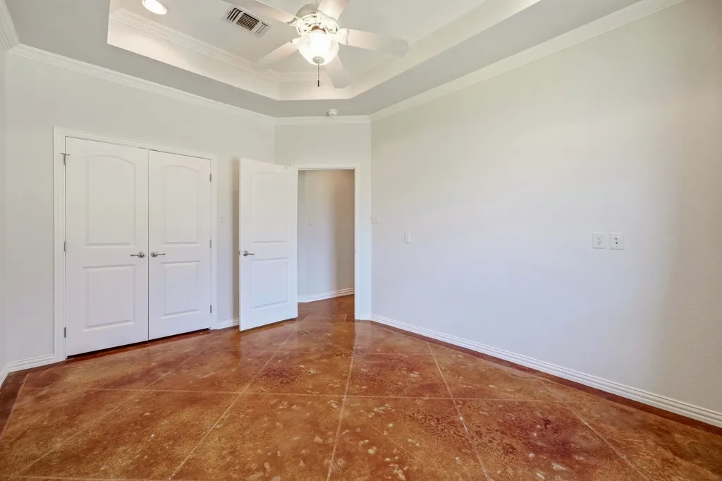910 Mallard Pointe Drive Granbury TX 76049