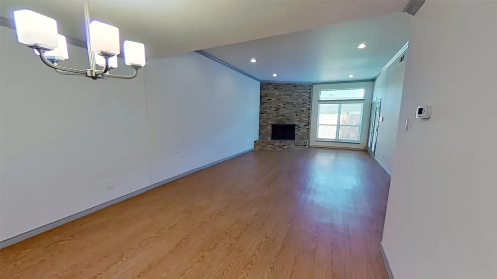 3609 Stables Dallas TX 75229