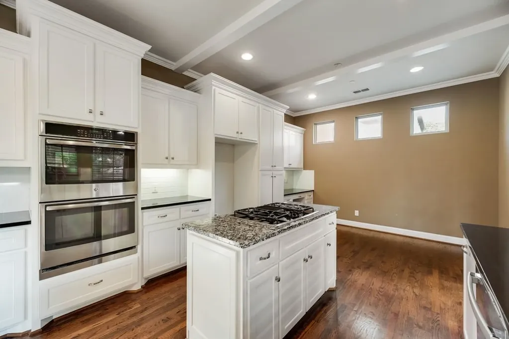 2518 Bill Moses Parkway Farmers Branch TX 75234