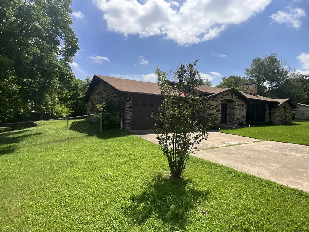 530 Hilliard Drive Canton TX 75103