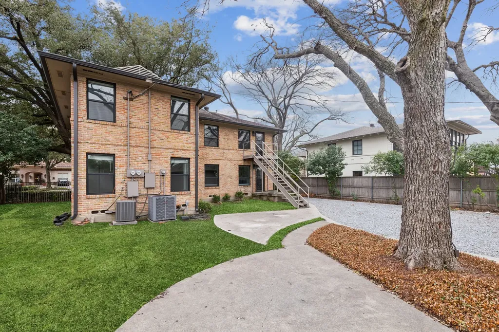 6725 Del Norte Lane Dallas TX 75225