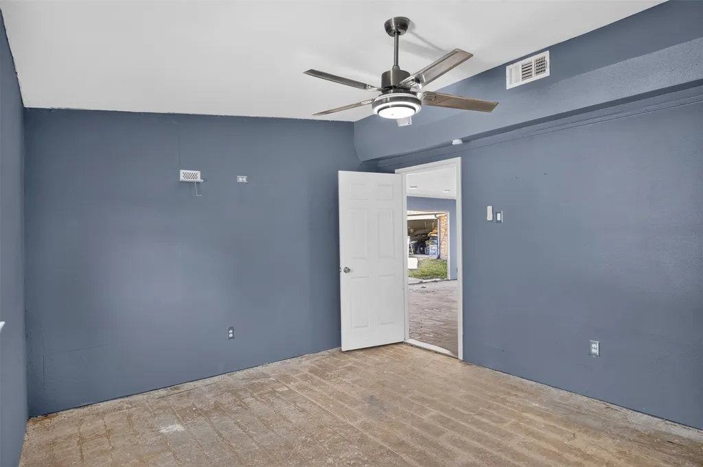 7851 Mavis Avenue Waxahachie TX 75167