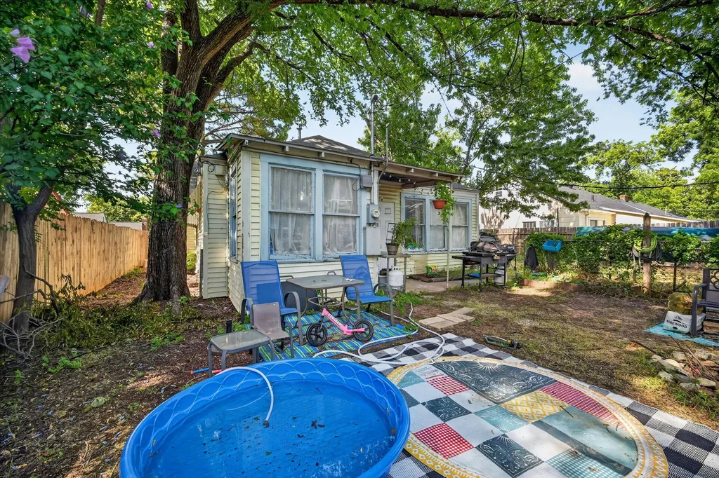 2822 Marigold Avenue Fort Worth TX 76111