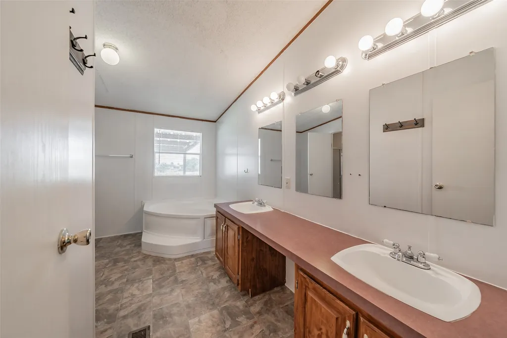 3704 Berry Springs Court Joshua TX 76058