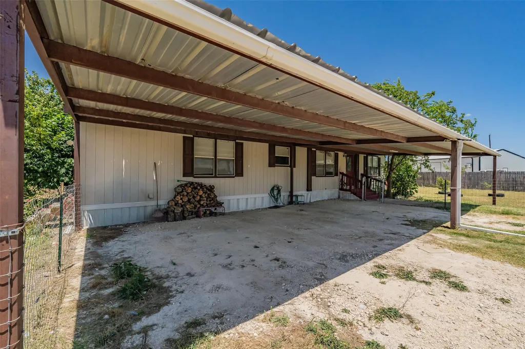 3704 Berry Springs Court Joshua TX 76058
