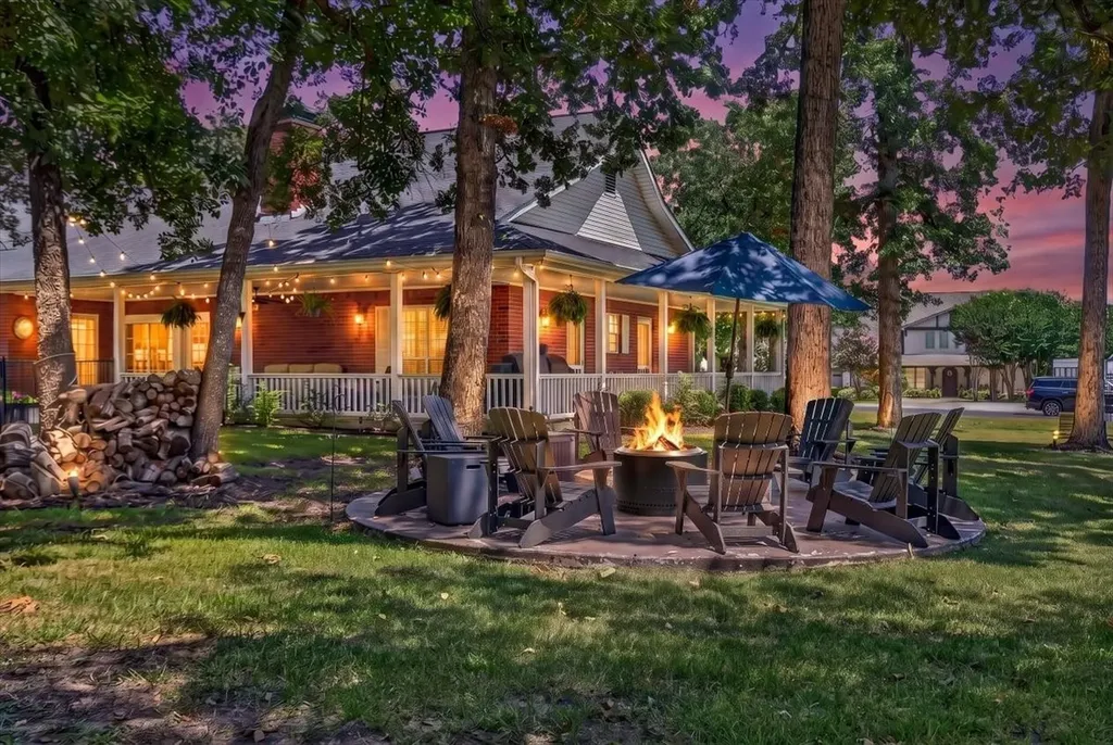 233 Saint Andrews Drive E Mabank TX 75156
