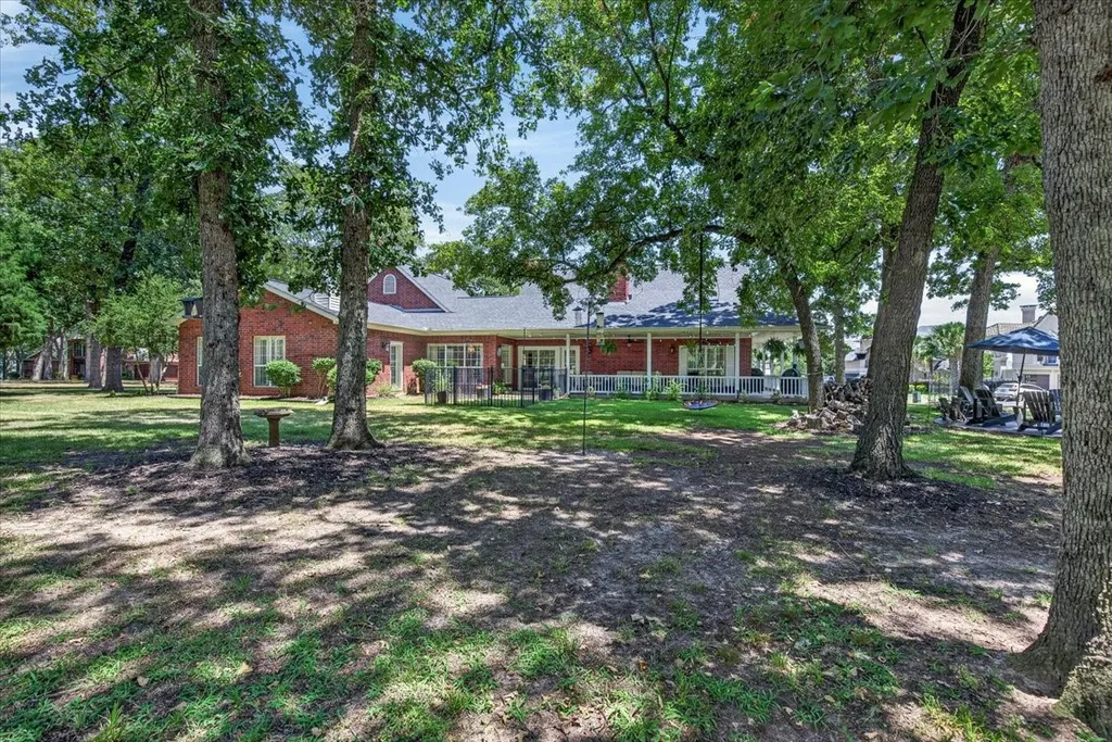 233 Saint Andrews Drive E Mabank TX 75156