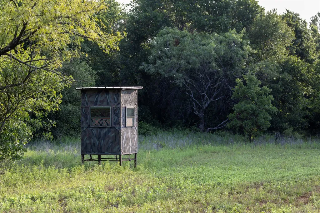10371 State Highway 148 Jacksboro TX 76458