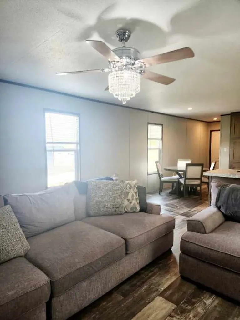 1660 Red Road Howe TX 75459