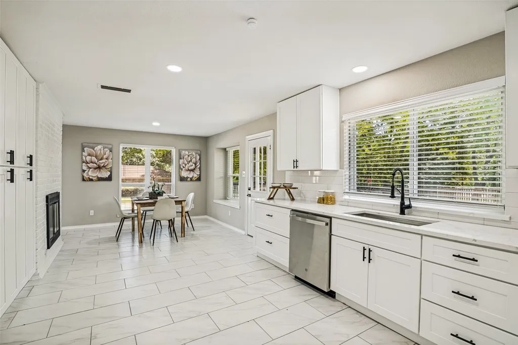 5121 Vera Cruz Drive Garland TX 75043
