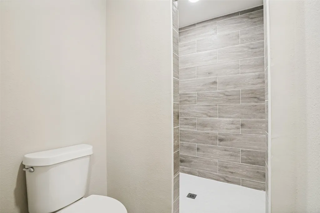 5121 Vera Cruz Drive Garland TX 75043