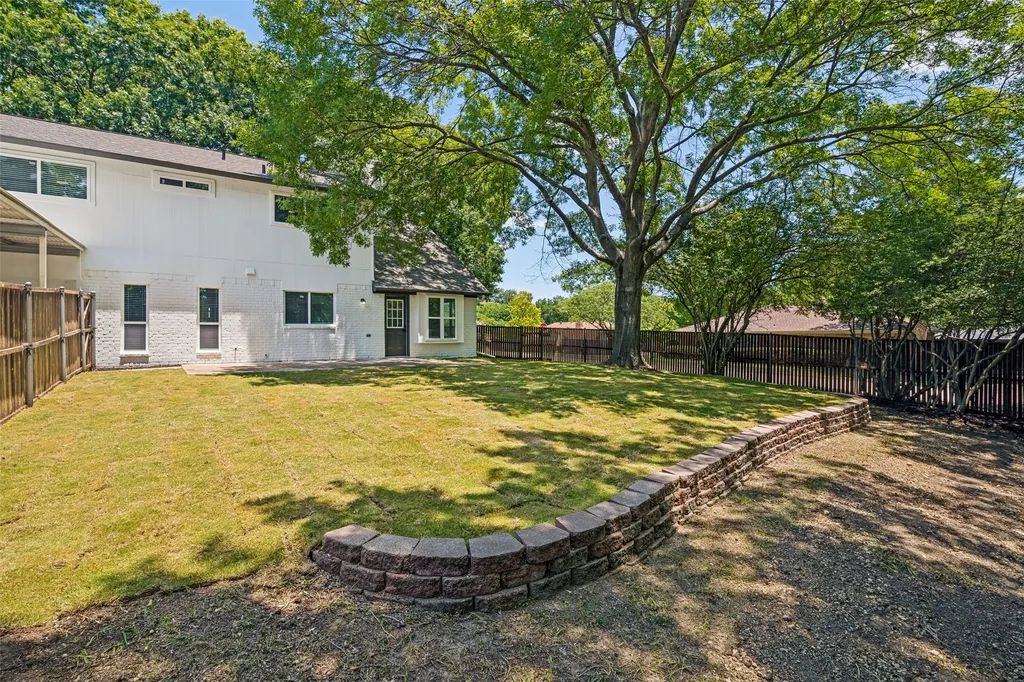 5121 Vera Cruz Drive Garland TX 75043