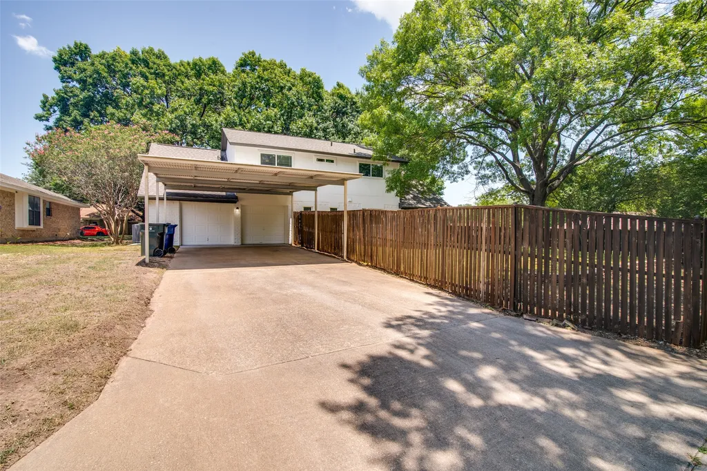 5121 Vera Cruz Drive Garland TX 75043