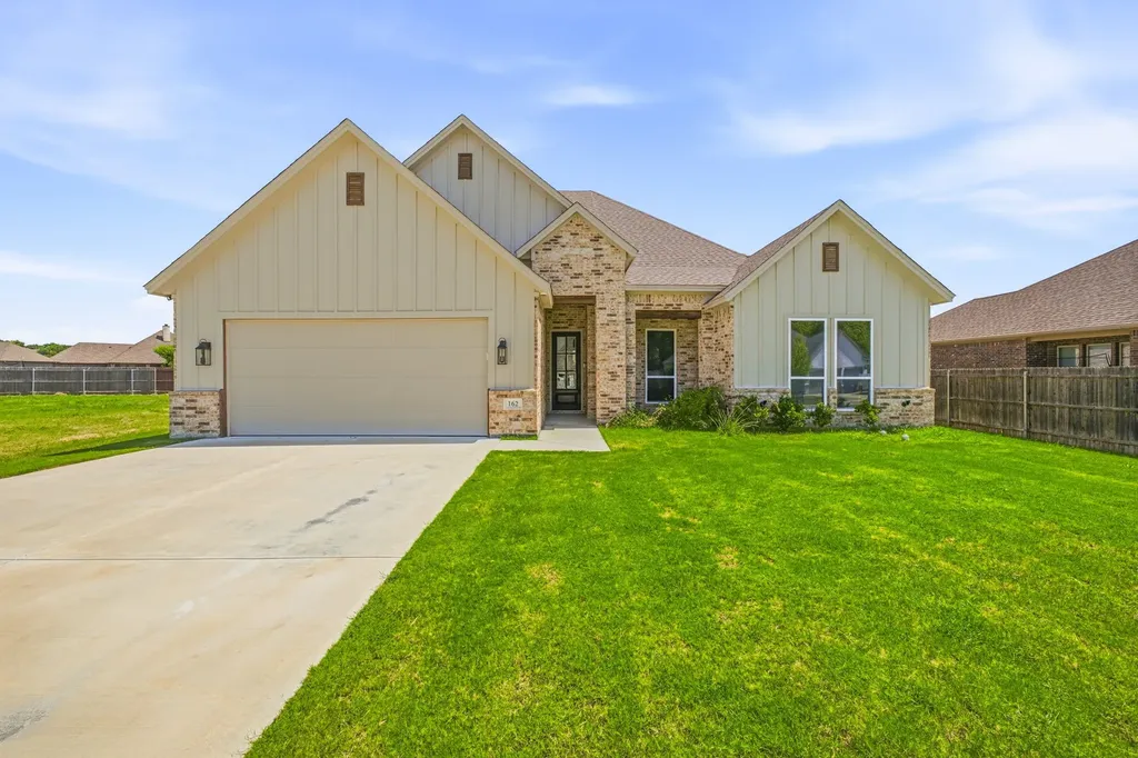 162 Breeders Drive Willow Park TX 76087