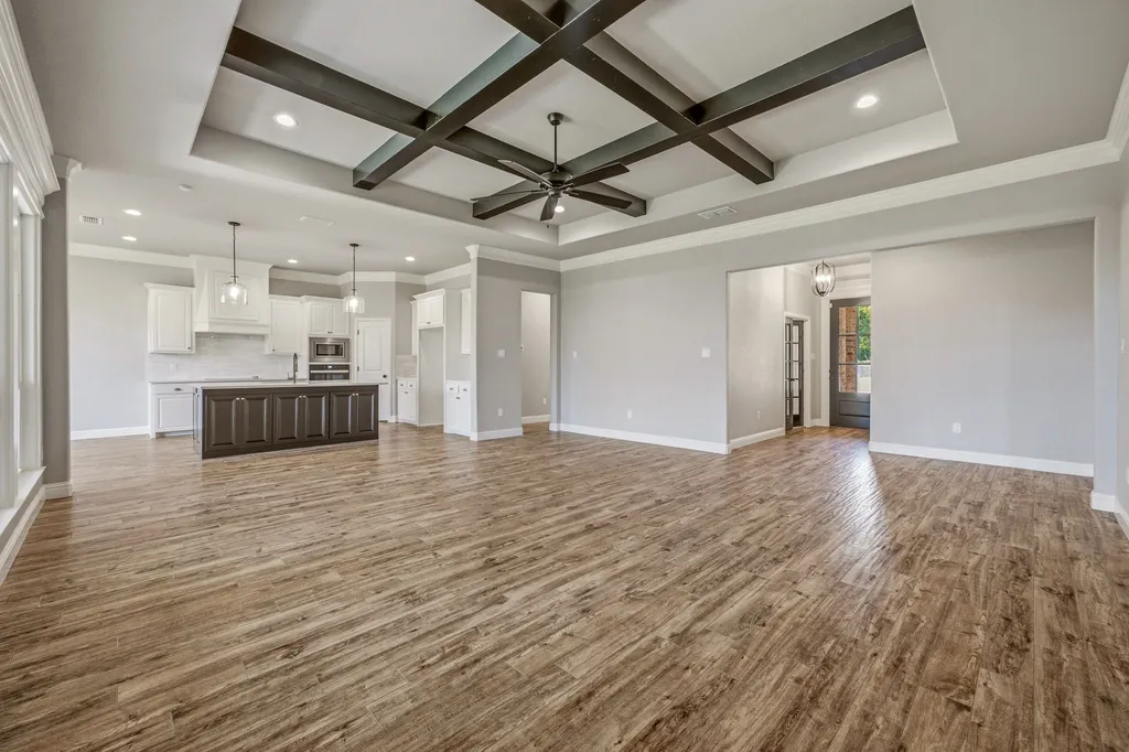 162 Breeders Drive Willow Park TX 76087