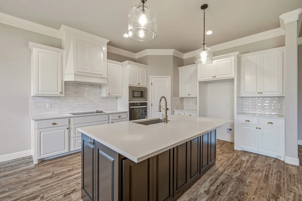 162 Breeders Drive Willow Park TX 76087