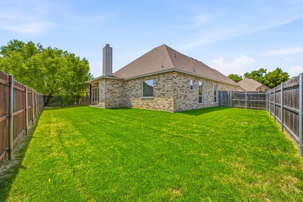 162 Breeders Drive Willow Park TX 76087