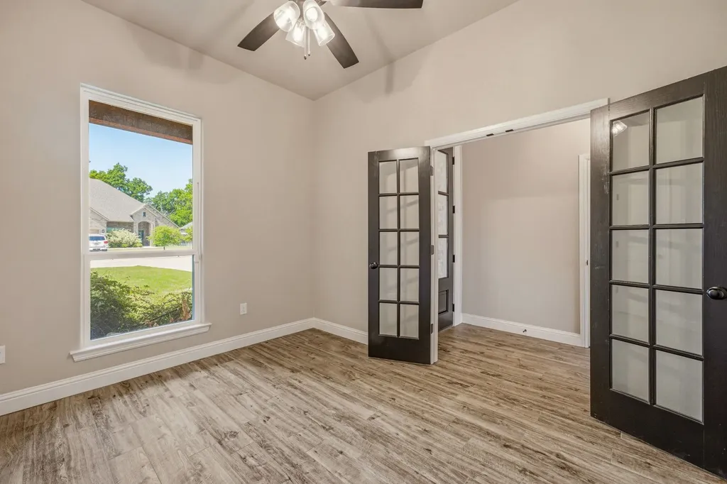162 Breeders Drive Willow Park TX 76087
