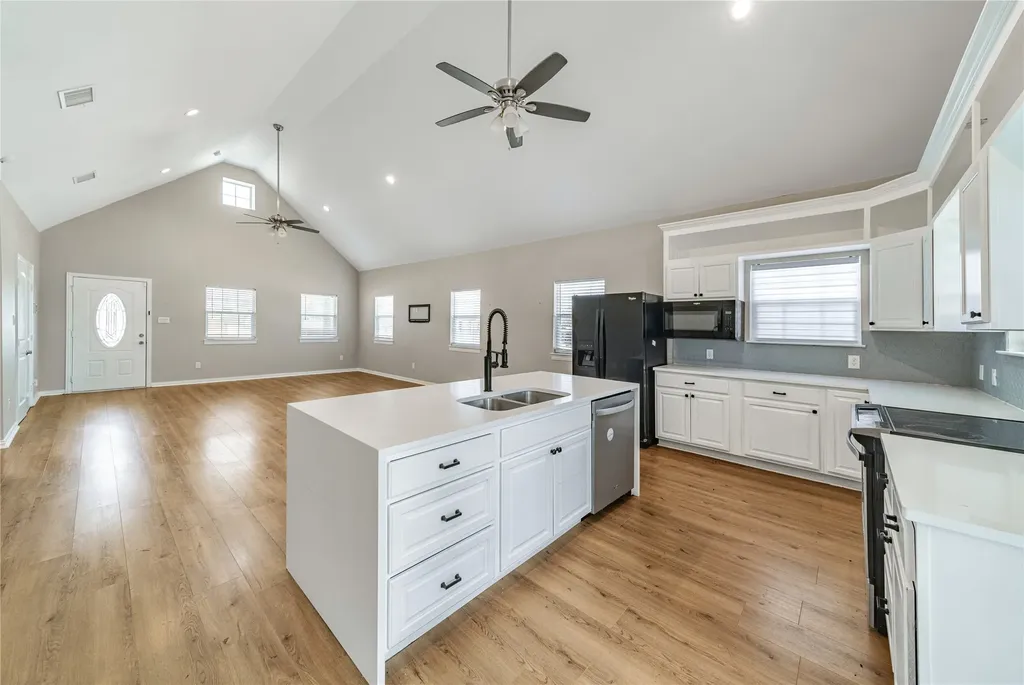 8306 Chesham Drive Rowlett TX 75088