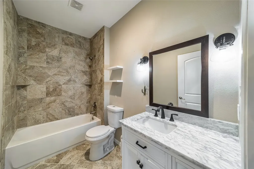 8306 Chesham Drive Rowlett TX 75088